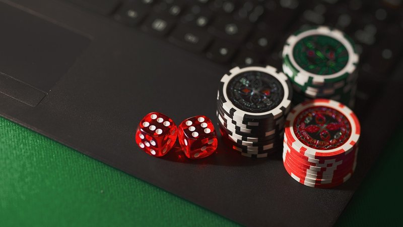 Ekonomi Mikro Digital dan Peran Saldo Pulsa